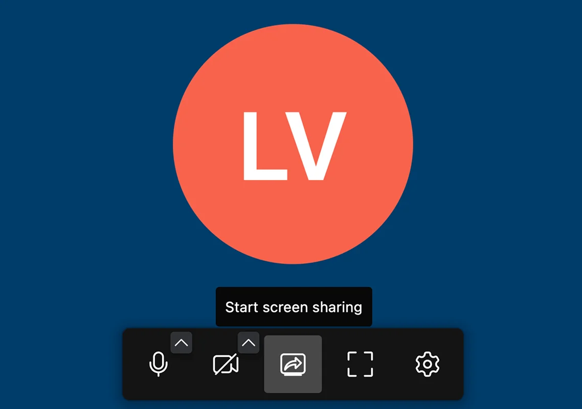 Illustration of the video call feature embedded in the interview environment.